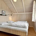 Holiday home Three-bedroom In Sydals *