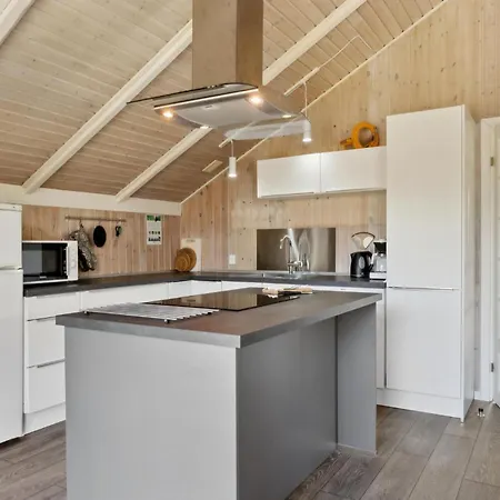 Three-bedroom In Sydals Holiday home *