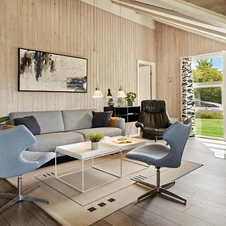 Сasa de vacaciones Beach Front Home In Sydals With Wifi *