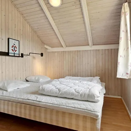 Holiday home 3 Bedroom Beautiful In Sydals *